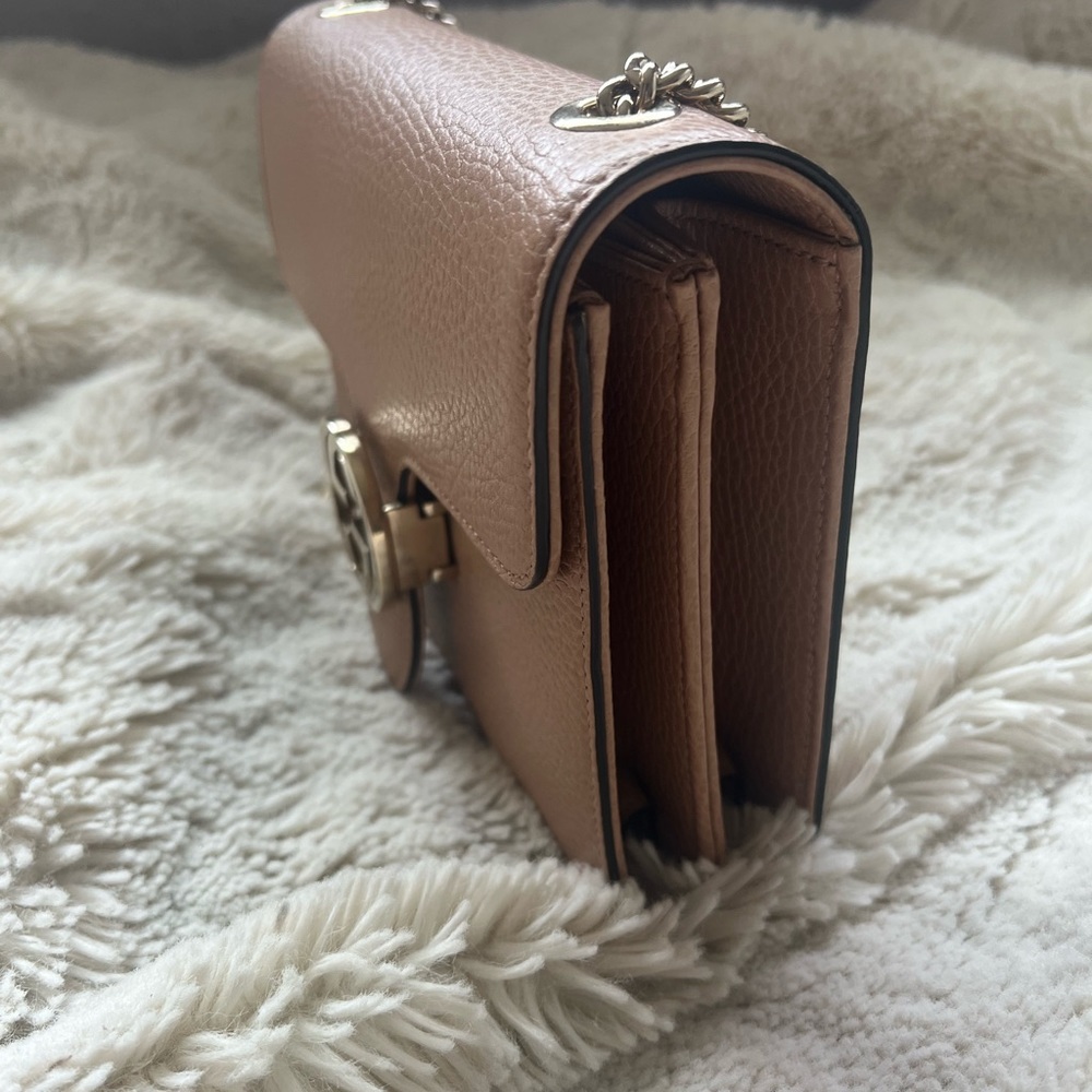 Gucci Interlocking Medium Light Pink Calfskin Sho… - image 4